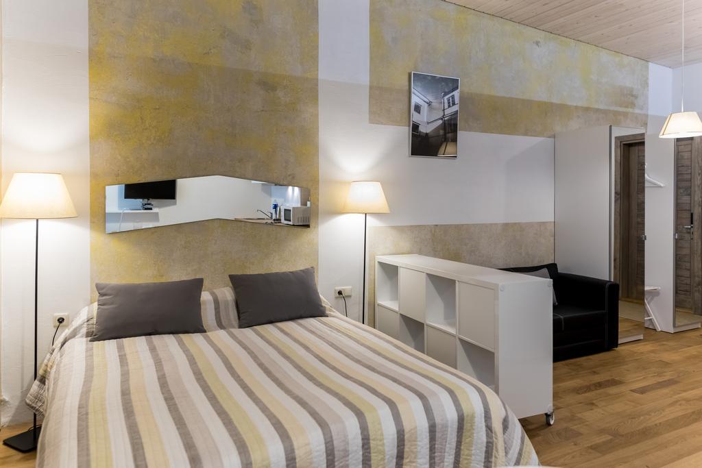 eLoftHotel Vilnius Buitenkant foto