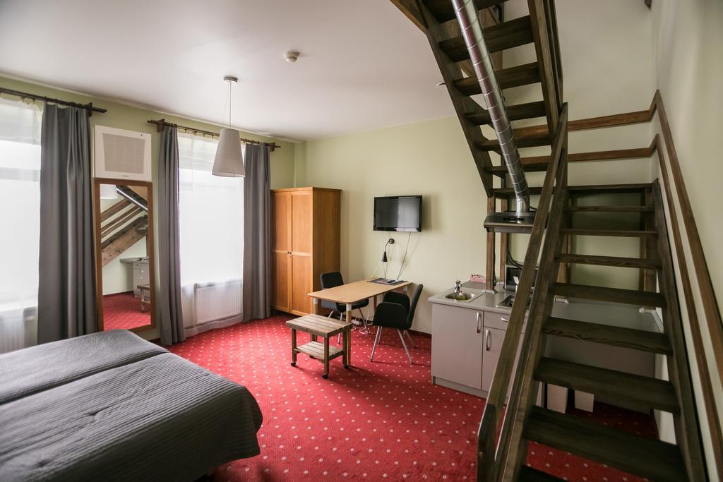 eLoftHotel Vilnius Buitenkant foto