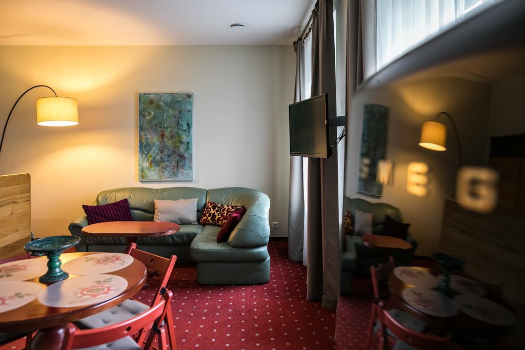 eLoftHotel Vilnius Buitenkant foto