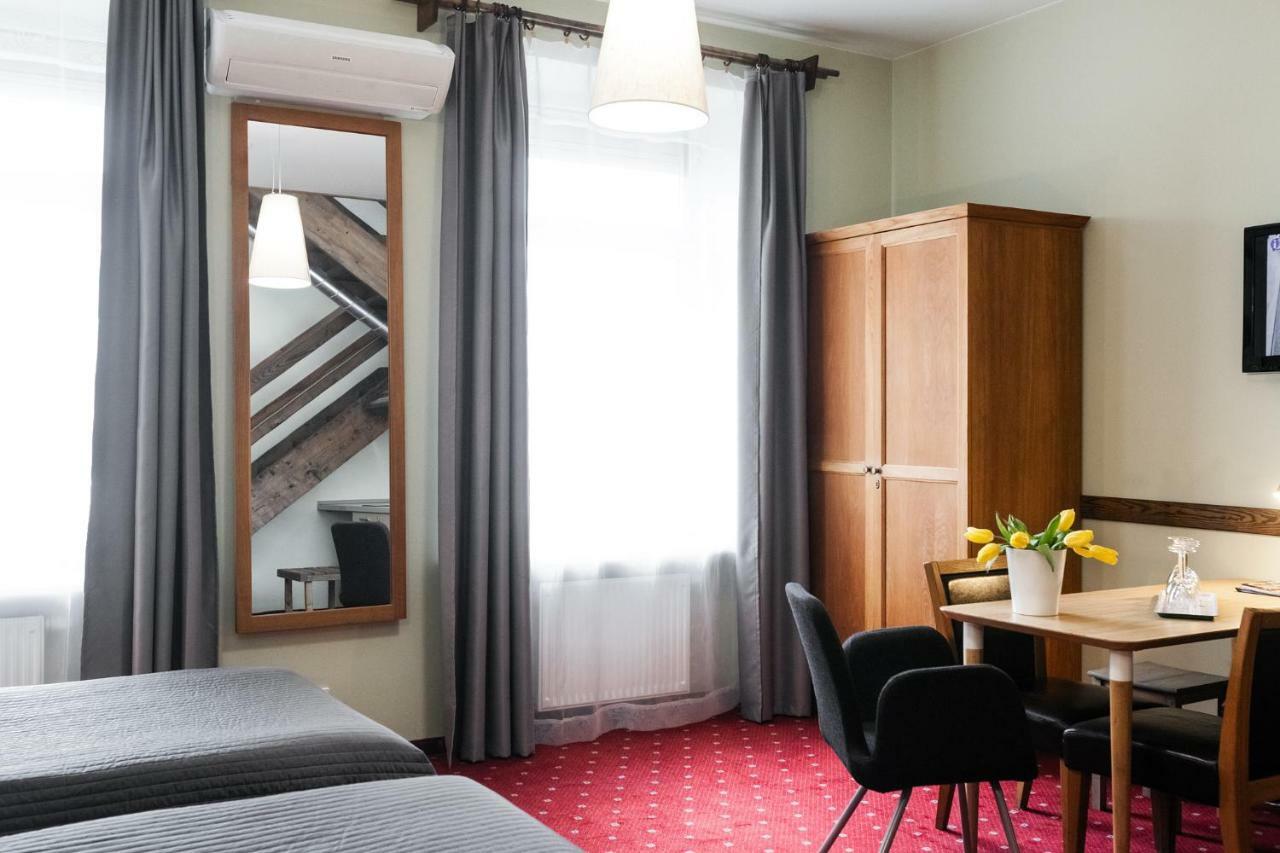 eLoftHotel Vilnius Buitenkant foto
