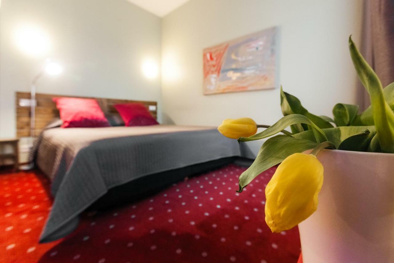 eLoftHotel Vilnius Buitenkant foto