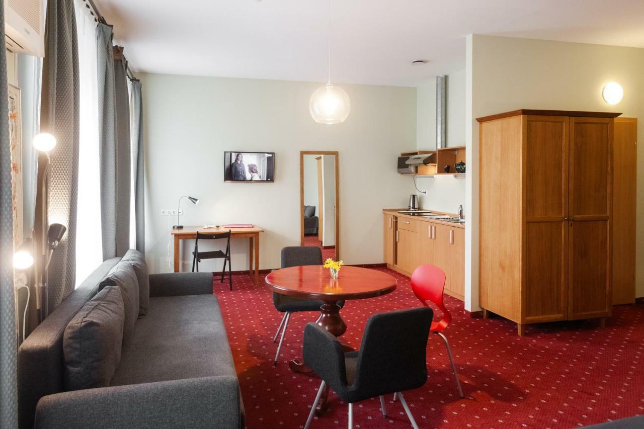 eLoftHotel Vilnius Buitenkant foto
