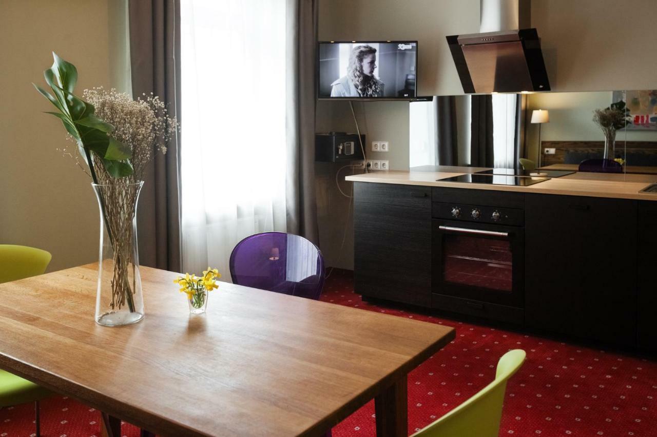 eLoftHotel Vilnius Buitenkant foto
