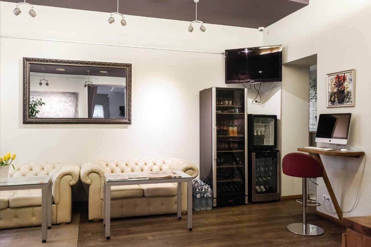 eLoftHotel Vilnius Buitenkant foto